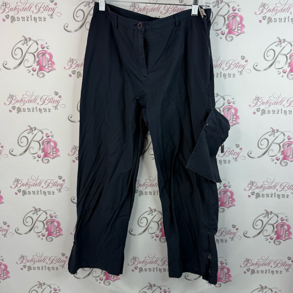 Buffalo David Bitton pants cargo fit into small bag navy Utility Cargo Capris